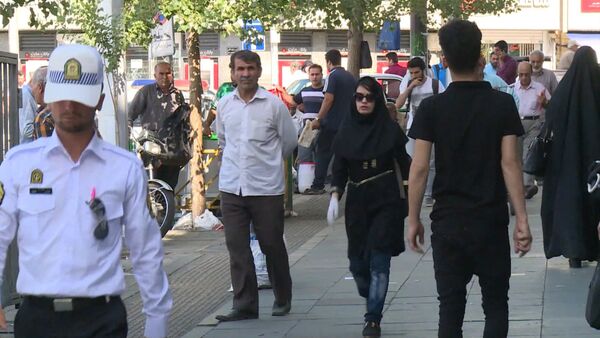 بحث و ابراز عقیده ایرانیان درباره مقصران حملات تروریستی در تهران ادامه دارد - اسپوتنیک ایران  