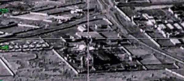 سیلی نرم سپاه به داعش، پیام محکمی به آمریکا ، اسرائیل و عربستان سیلی نرم سپاه به داعش، پیام محکمی به آمریکا ، اسرائیل و عربستان - اسپوتنیک ایران