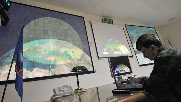 Военнослужащий на радиолокационной станции системы противоракетной обороны города Москвы - اسپوتنیک ایران  