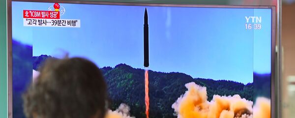 Новость про запуск баллистической ракеты в КНДР на сеульском вокзале - اسپوتنیک ایران  