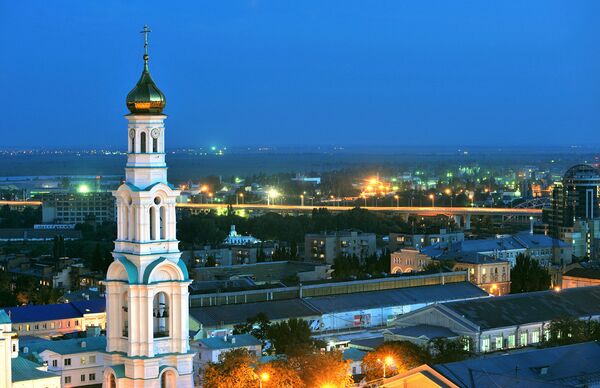منظره زیبا از شهر راستوف-نا-دون از چشم انداز کلیسای جامع تولد عیسی مسیح - اسپوتنیک ایران  