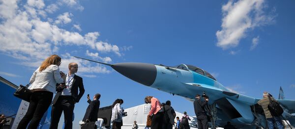 Истребитель МиГ-35 на Международном авиационно-космическом салоне МАКС-2017 в Жуковском, Московская область Истребитель МиГ-35 на Международном авиационно-космическом салоне МАКС-2017 в Жуковском, Московская область - اسپوتنیک ایران