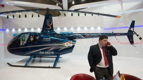 Вертолет Robinson R66 turbine на VIII Международной выставке вертолетной индустрии HeliRussia 2015 в Москве - اسپوتنیک ایران  