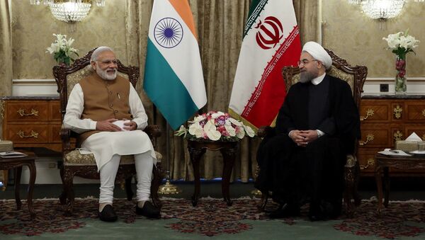 هند خرید نفت از ایران را ادامه می‌دهد - اسپوتنیک ایران  