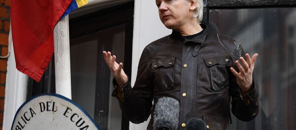 آمریکا میخواست آسانژ را مسموم کند آمریکا میخواست آسانژ را مسموم کند - اسپوتنیک ایران