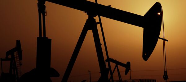 اوجگیری بحث های روسیه و عربستان سعودی در باره نفت اوجگیری بحث های روسیه و عربستان سعودی در باره نفت - اسپوتنیک ایران