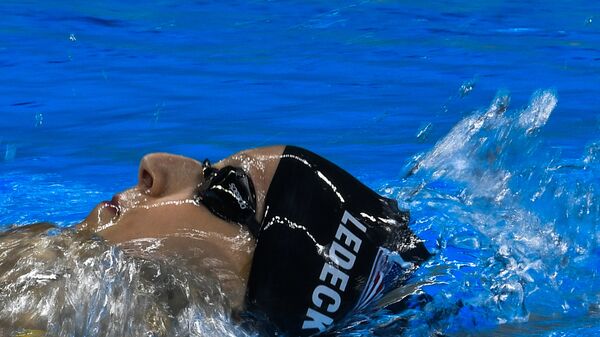 رکورد جهانی که به دست بانوی ایرانی شناگر شکست - اسپوتنیک ایران  