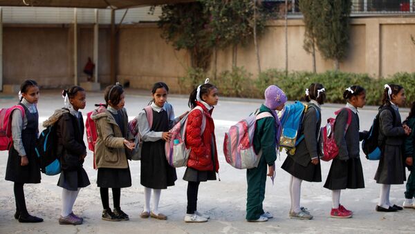 مسمومیت 30 کودک در اردوگاه کودکان در فرانسه - اسپوتنیک ایران  