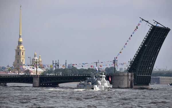 جشن روز نیروی دریایی روسیه در سن پترزبورگ - اسپوتنیک ایران  