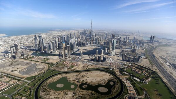 Вид на самую высокую башню в мире Бурдж-Халифа в Дубае, ОАЭ - اسپوتنیک ایران  
