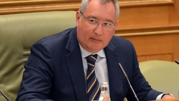Заместитель председателя правительства России Дмитрий Рогозин на заседании - اسپوتنیک ایران  