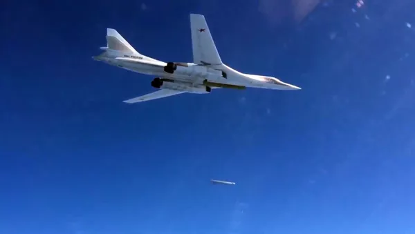 پرواز 15 ساعته بمب افکن هاى Tu-160 روسیه بر فراز قطب شمال پرواز 15 ساعته بمب افکن هاى Tu-160 روسیه بر فراز قطب شمال - اسپوتنیک ایران