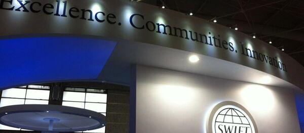 ارتباط تمام بانکهای ایران با سوئیفت قطع نشده است ارتباط تمام بانکهای ایران با سوئیفت قطع نشده است - اسپوتنیک ایران