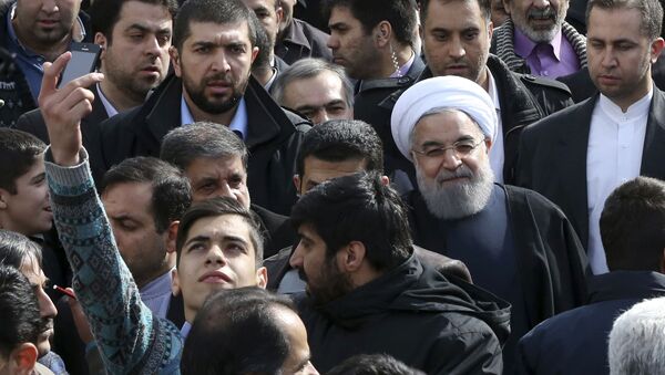 آخرین سلفی عباس جدیدی در شورای شهر تهران +عکس،ویدئو - اسپوتنیک ایران  
