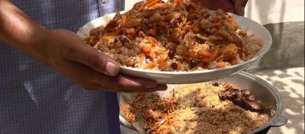 پخت بزرگترین آش پلو در ازبکستان - اسپوتنیک ایران  