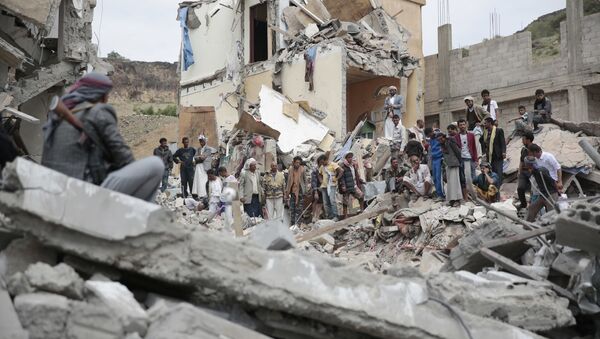 تهاجم جنگنده‌های سعودی به یک بازار در یمن - اسپوتنیک ایران  
