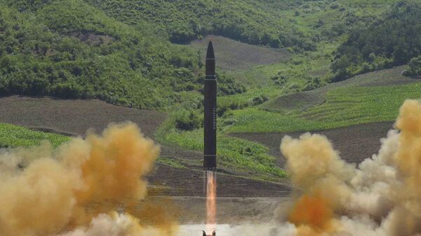 Запуск ракеты Хвасон-14 в КНДР - اسپوتنیک ایران  