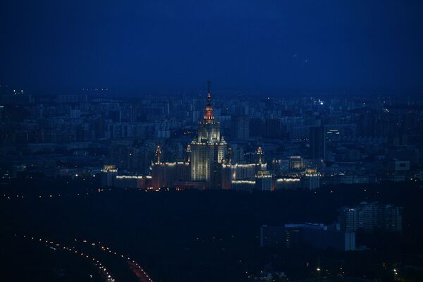نمای دانشگاه دولتی مسکو از طبقه 89  مجتمع تجاری مسکو سیتی، مکانی که بلندترین سکوی بازدید در اروپا ساخته می شود - اسپوتنیک ایران  