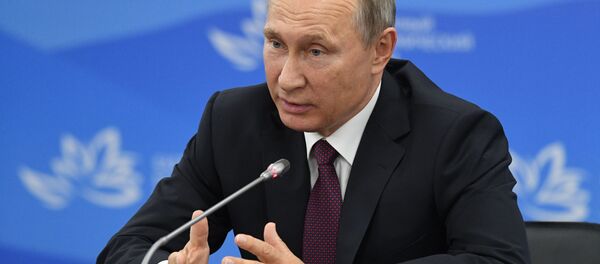 واکنش پوتین به پیروزی آمریکا بر داعش در سوریه واکنش پوتین به پیروزی آمریکا بر داعش در سوریه - اسپوتنیک ایران