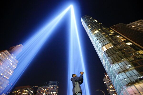 نصب تقدیم به نور در نیویورک در آستانه سالگرد حملات تروریستی 11 سپتامبر - اسپوتنیک ایران  