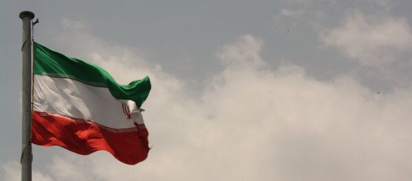 پیگیری وزیر ارتباطات ایران درباره خودسوزی یک شهروند  - اسپوتنیک ایران  