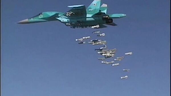 انتشار فیلم حملات هوایی روسیه به مواضع تروریستها در سوریه - اسپوتنیک ایران  