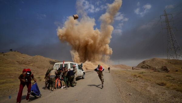 Бойцы Сил народной мобилизации во время штурма Эль-Хавиджи, Ирак - اسپوتنیک ایران  
