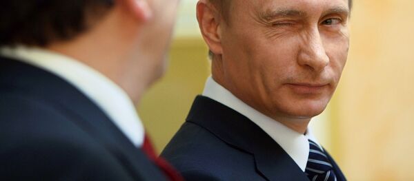 کادوی تولد برلوسکونی به پوتین + عکس - اسپوتنیک ایران  