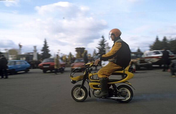 نمایشگاه موتور سیکلت در شوروی - اسپوتنیک ایران  