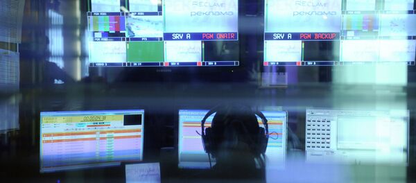 بازتاب برخورد تند قرائتی با آقای دوربینی +عکس،ویدئو - اسپوتنیک ایران  