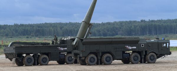 موشک های اسکندر در غرب روسیه پدیدار می شوند موشک های اسکندر در غرب روسیه پدیدار می شوند - اسپوتنیک ایران