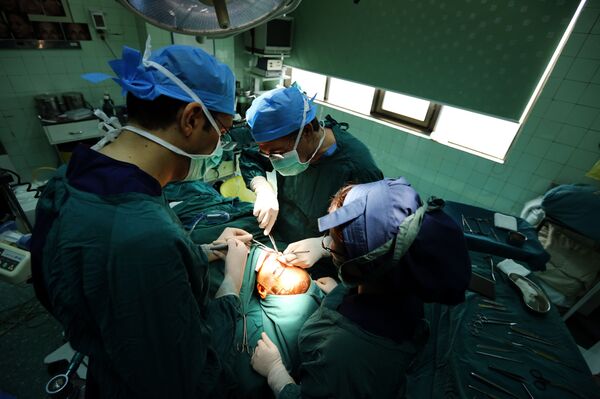 جراحی پلاستیک در ایران - اسپوتنیک ایران  