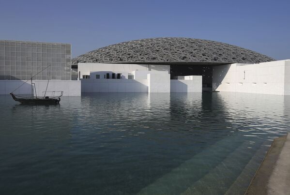 ساختمان موزه هنری لوور در ابوظبی - اسپوتنیک ایران  
