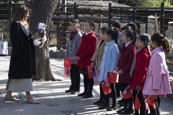 بانوی اول آمریکا با کودکان چینی در باغ وحش - اسپوتنیک ایران  