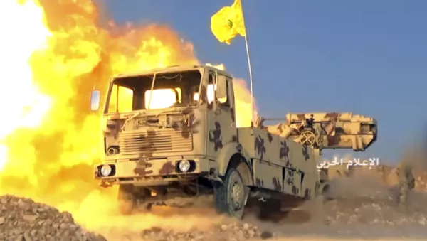  قوات المقاومة حزب الله تطلق صواريخ باتجاه إرهابيين على الحدود اللبنانية السورية،21 يوليو/ تموز 2017 - اسپوتنیک ایران  