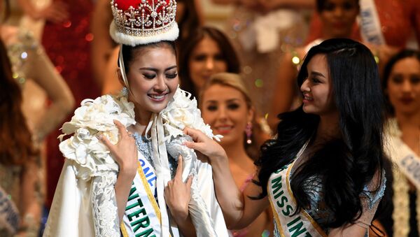 برنده مسابقه ی زیبایی دوشیزه بین الملل ۲۰۱۷ در توکیو ، کوین لیلیانا از اندونزی - اسپوتنیک ایران  