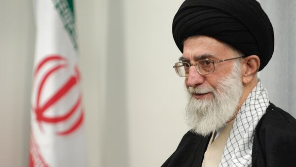پیام آیت الله خامنه ای، رهبر ایران به مناسبت روز ارتش - اسپوتنیک ایران  