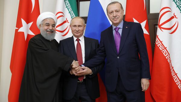 نشست مشترک روسیه، ایران و ترکیه در پاسخ به تحریم های آمریکا - اسپوتنیک ایران  
