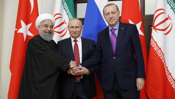 پوتین وارد ایران می شود و با روحانی و اردوغان دیدار خواهد کرد - اسپوتنیک ایران  