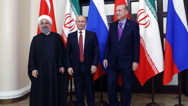 دیدارهای هر ماهه پوتین، روحانی و اردوغان - اسپوتنیک ایران  