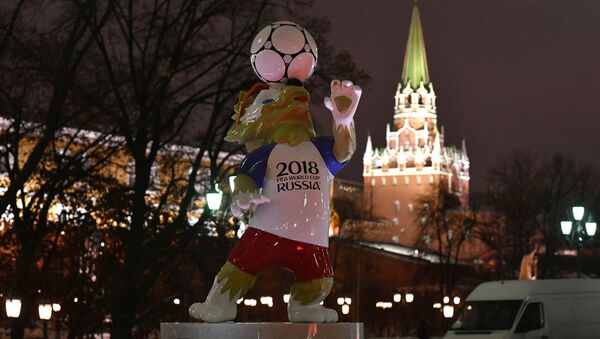سوغانی های دارای نمادهای  جام جهانی فوتبال 2018 روسیه را در کجا می توان خرید؟ - اسپوتنیک ایران  