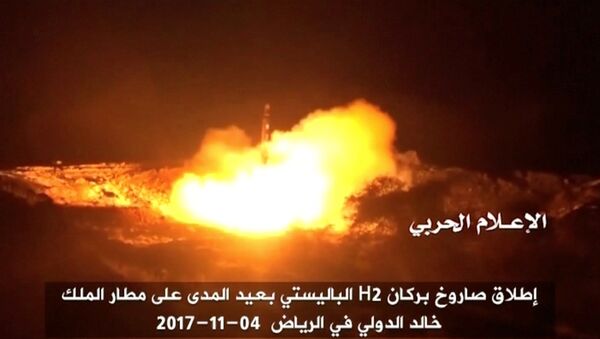 پدافند هوایی عربستان موشک شلیک شده از یمن را منهدم کرد - اسپوتنیک ایران  