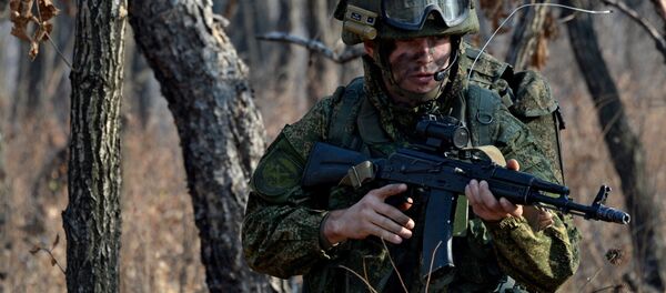 برتری اصلی تفنگ خودکار کلاشنیکوف نسبت به ام 16 چیست؟ - اسپوتنیک ایران  