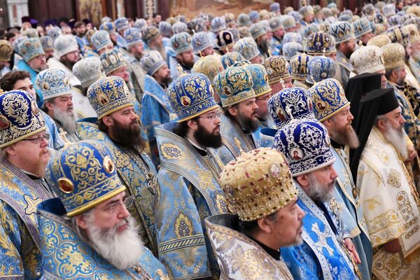 مراسم مذهبی در کلیسای مسیح منجی در مسکو - اسپوتنیک ایران  