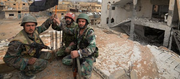 ارسال تجهیزات نظامی سنگین ارتش سوریه به استان رقه  - اسپوتنیک ایران  