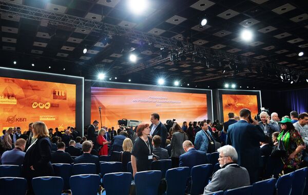 کنفرانس بزرگ خبری ولادیمیر پوتین رئیس جمهور روسیه - اسپوتنیک ایران  