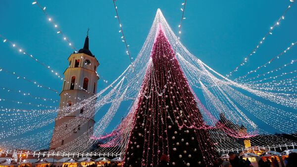 درخت کریسمس در ویلنیوس - اسپوتنیک ایران  