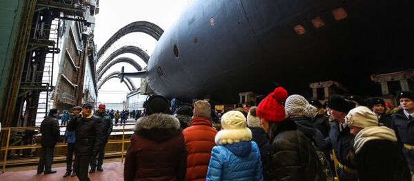 زیردریایی هسته ای شاهزاده ولادیمیر وارد نیروی دریایی روسیه شد زیردریایی هسته ای شاهزاده ولادیمیر وارد نیروی دریایی روسیه شد - اسپوتنیک ایران