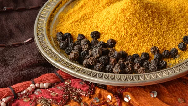 زردچوبه - اسپوتنیک ایران  