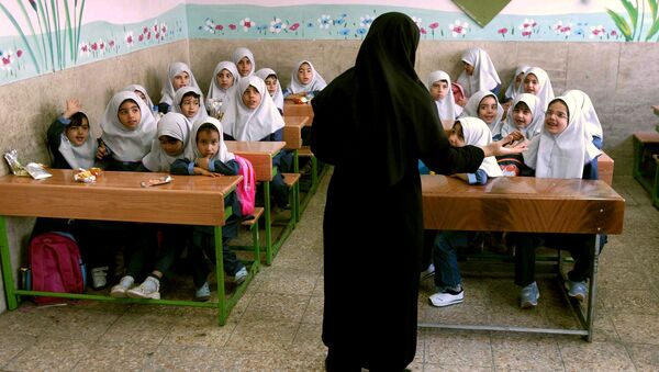 اولین روز مدرسه در تهران - اسپوتنیک ایران  